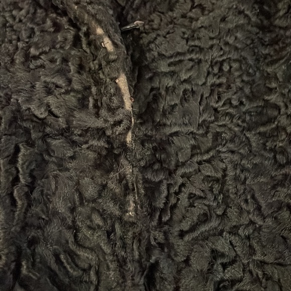 Keska Black Fur Coat - Picture 10 of 11